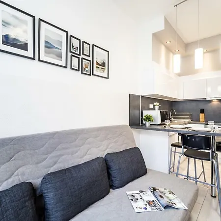 Fleur Creme * Budapest