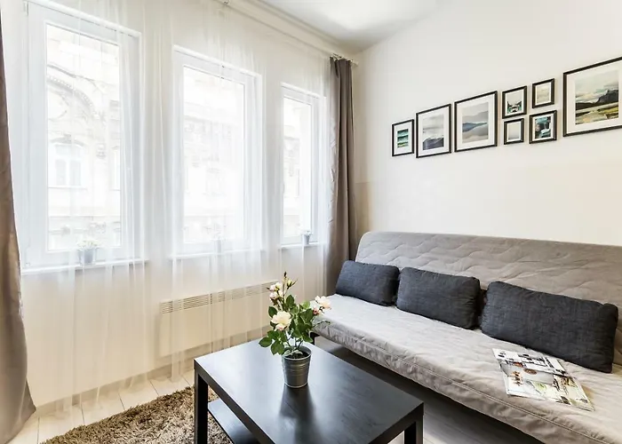 Fleur Creme * Budapest